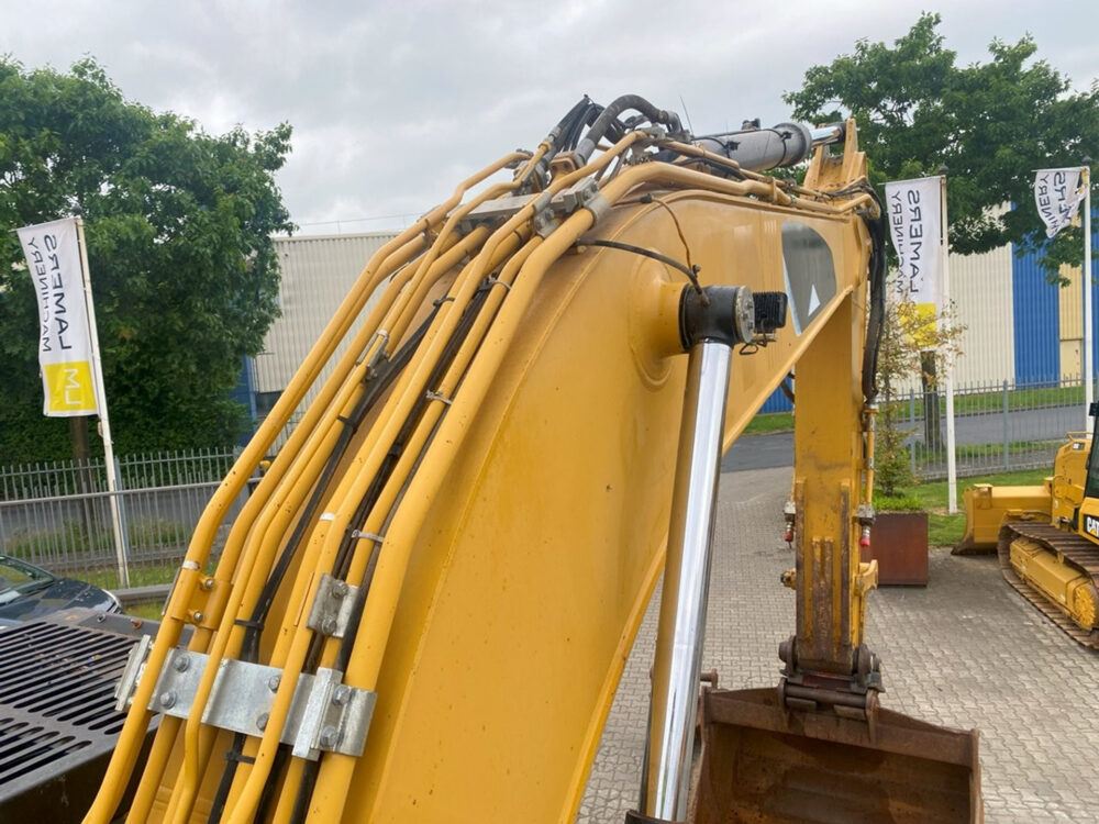 Caterpillar 329 ELN rupsgraafmachine