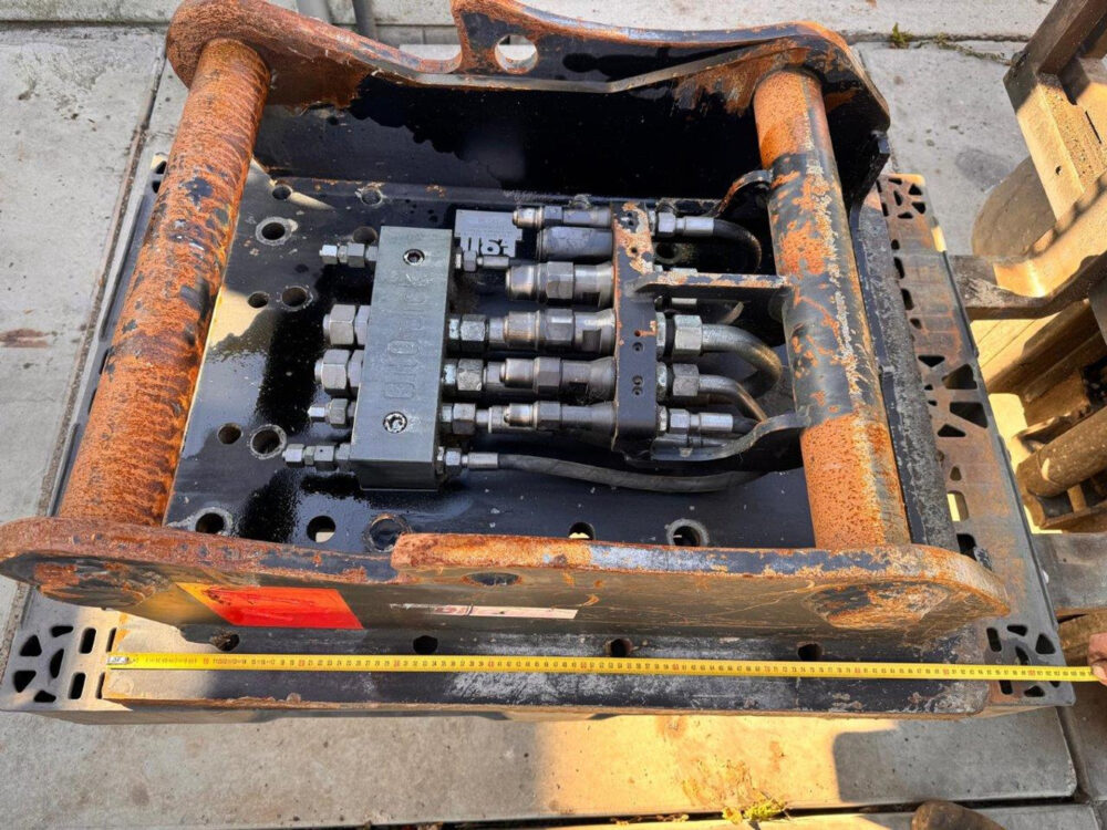 OilQuick OQ80 Koppel plaat