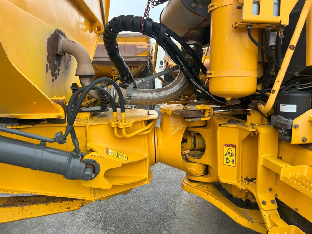 Volvo A30D 6×6 dumper