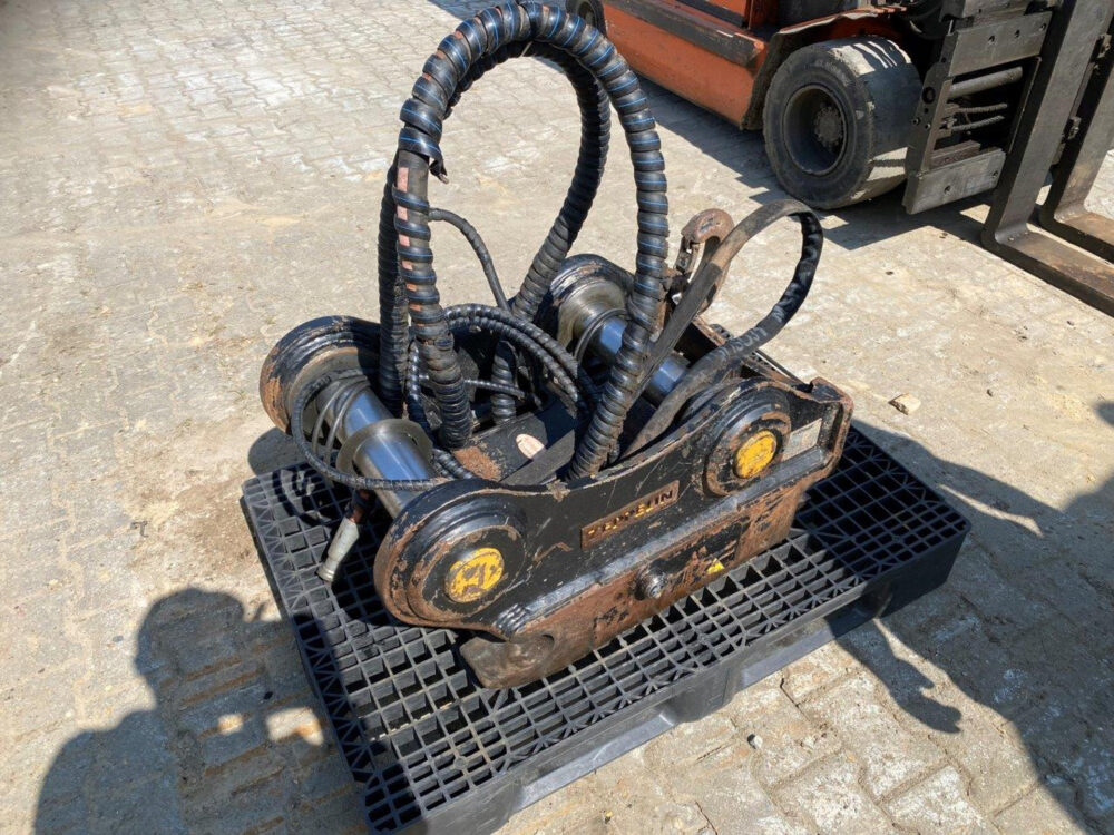 OilQuick OQ70 Quick-Coupler ex CAT329