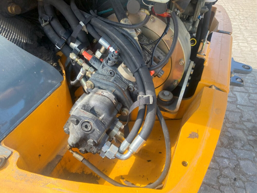 Liebherr L506 Stereo wiellader