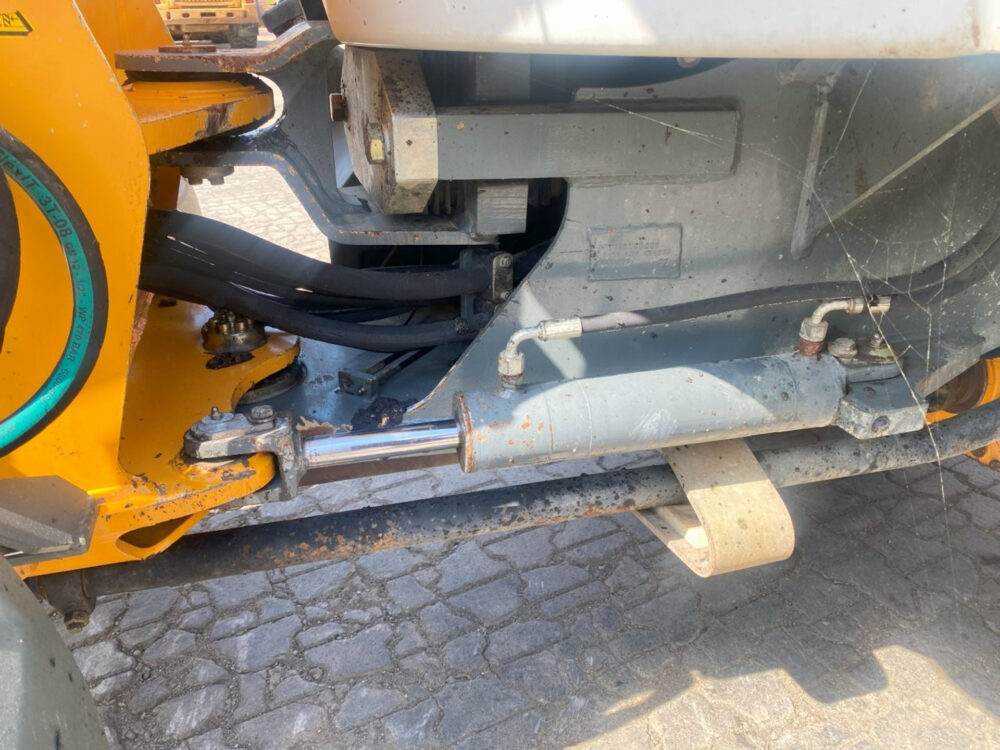 Liebherr L506 Stereo wiellader