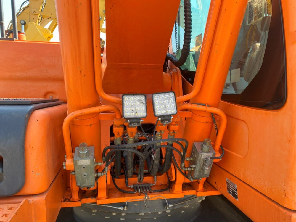Doosan DX 225 LC-3 rupsgraafmachine
