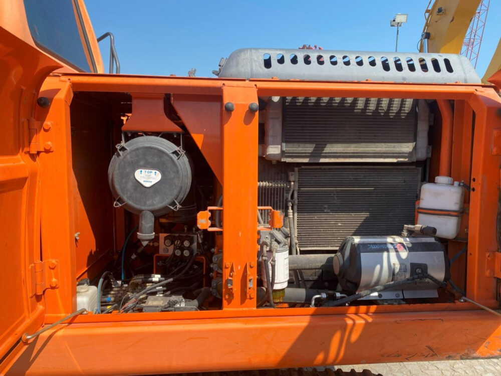Doosan DX 225 LC-3 rupsgraafmachine