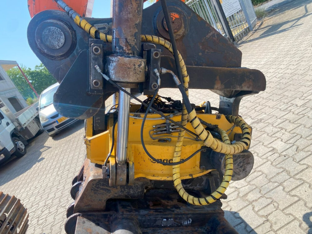 Doosan DX 225 LC-3 rupsgraafmachine