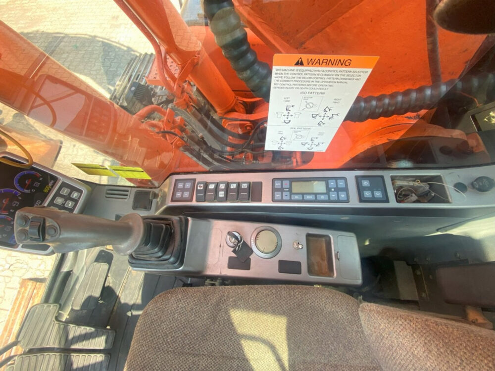 Doosan DX 225 LC-3 rupsgraafmachine