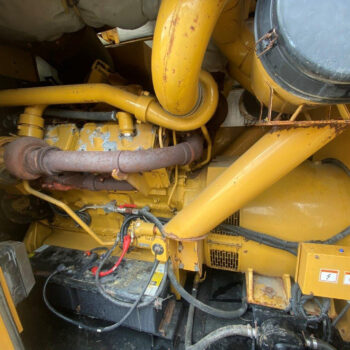 Caterpillar 900 kVA generator