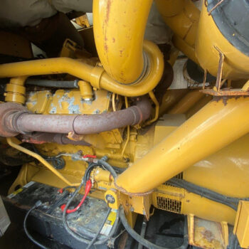 Caterpillar 900 kVA generator