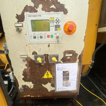 Caterpillar 900 kVA generator