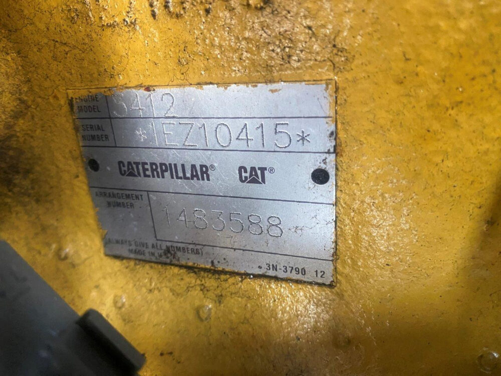 Caterpillar 900 kVA generator