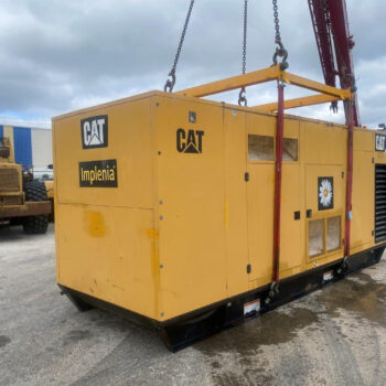 Caterpillar 900 kVA generator