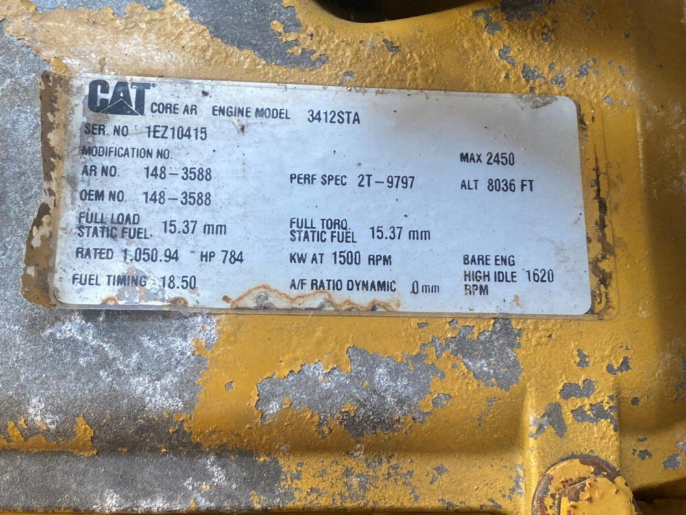 Caterpillar 900 kVA generator