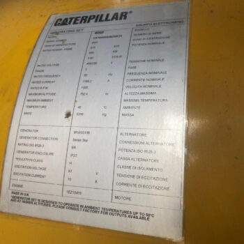 Caterpillar 900 kVA generator