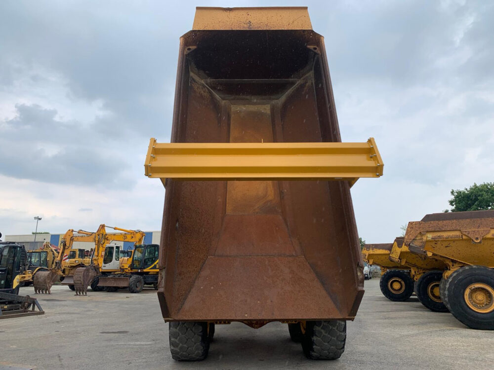 Volvo A35F 6×6 dumper