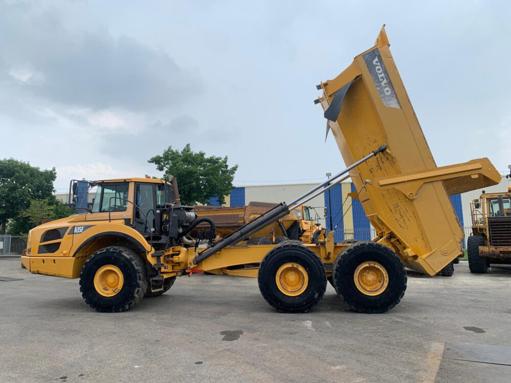 Volvo A35F 6×6 dumper