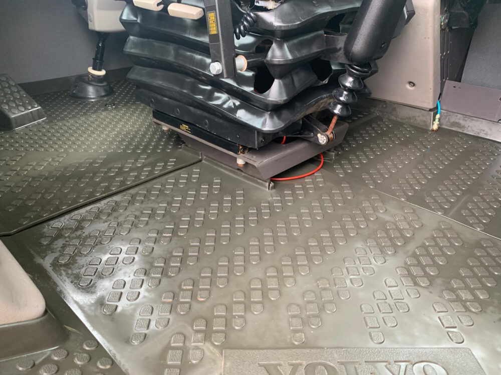Volvo A35F 6×6 dumper