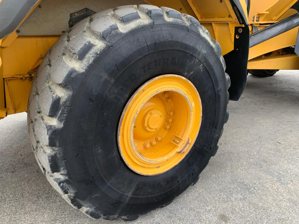 Volvo A35F 6×6 dumper