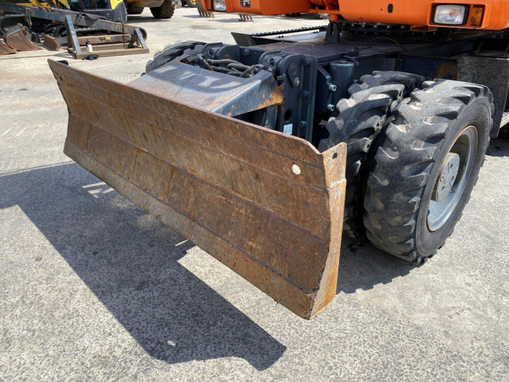 Doosan DX170W mobiele graafmachine