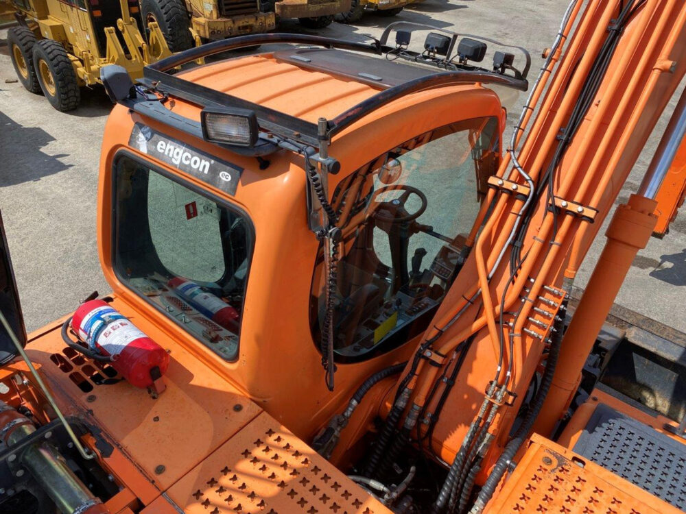 Doosan DX170W mobiele graafmachine
