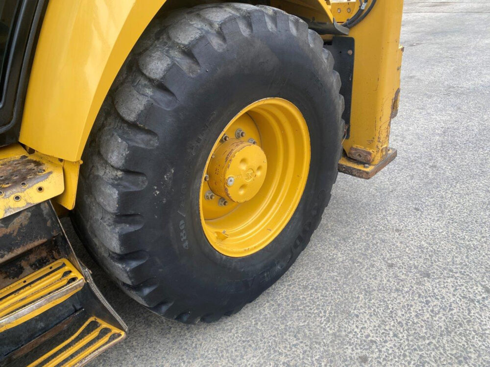 Caterpillar 432F2 graaflaad combinatie