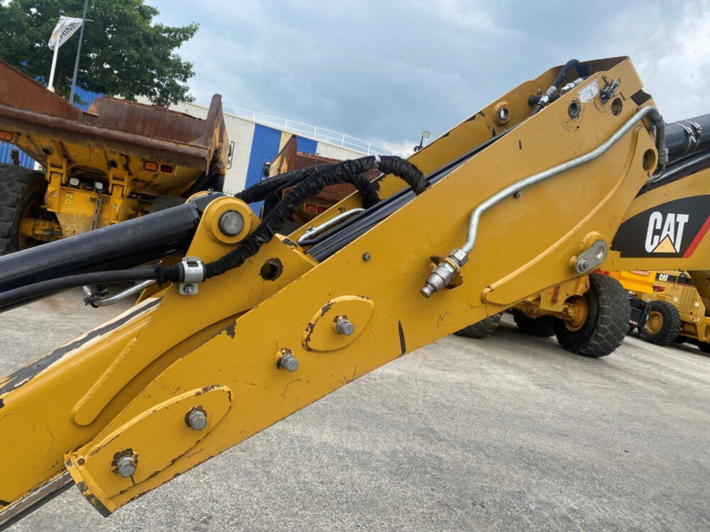 Caterpillar 432F2 graaflaad combinatie