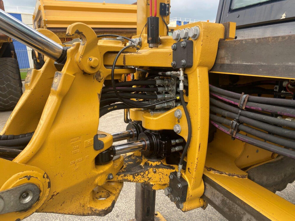 Caterpillar 432F2 graaflaad combinatie