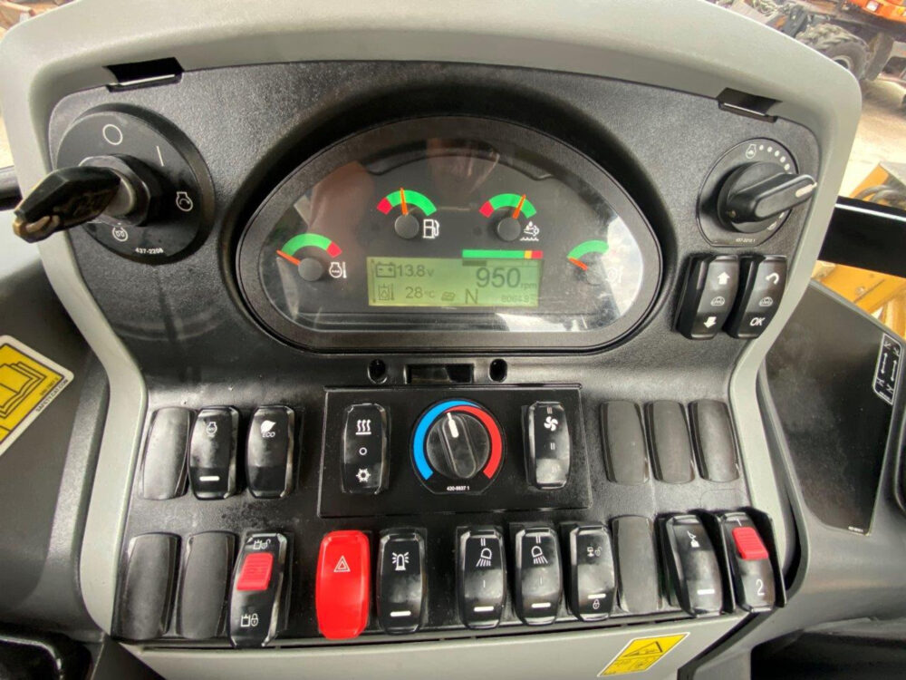 Caterpillar 432F2 graaflaad combinatie