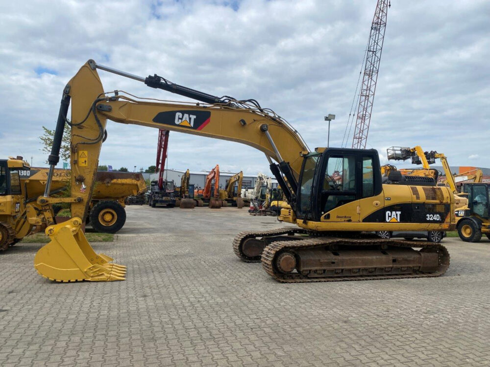 Caterpillar 324 D rupsgraafmachine
