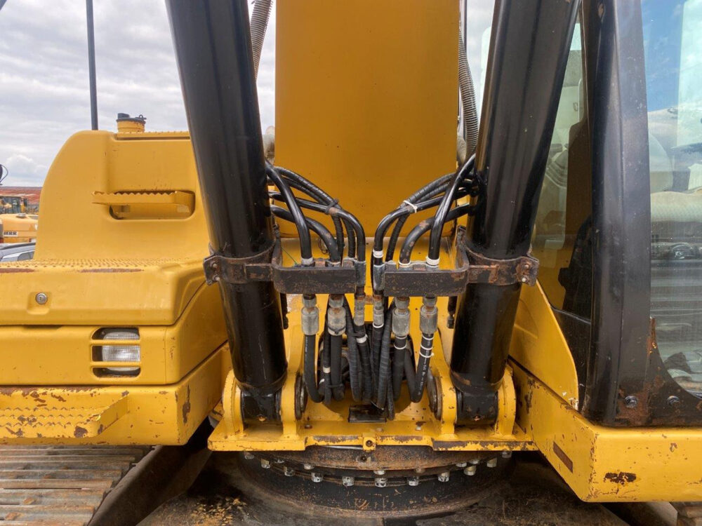 Caterpillar 324 D rupsgraafmachine