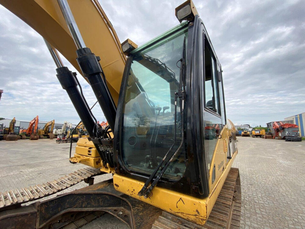 Caterpillar 324 D rupsgraafmachine