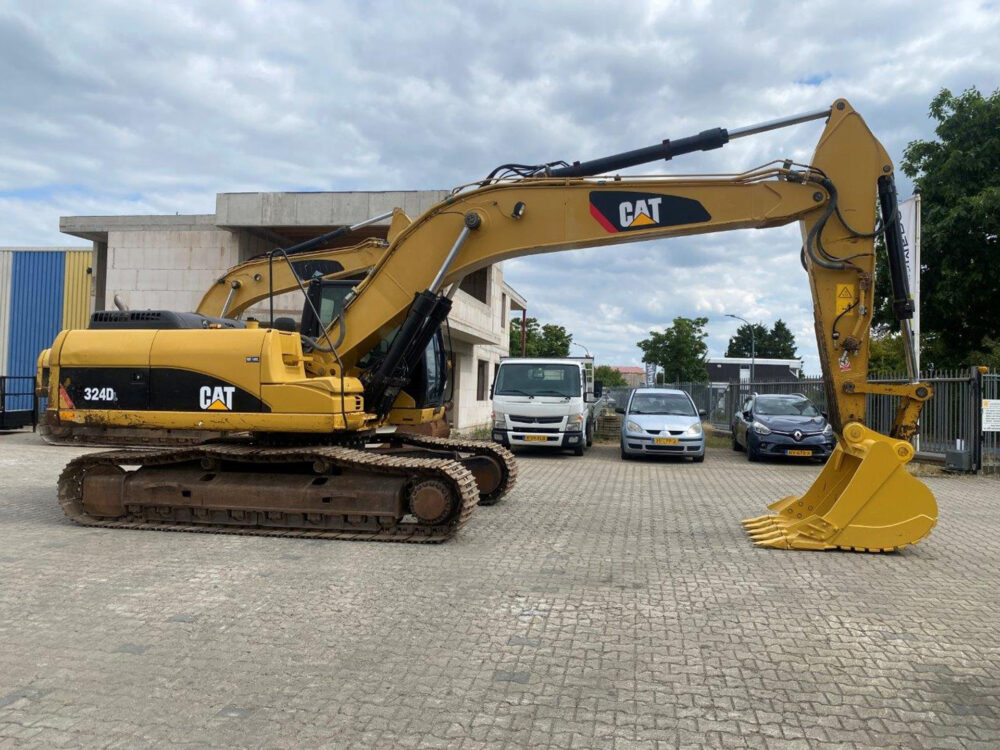 Caterpillar 324 D rupsgraafmachine