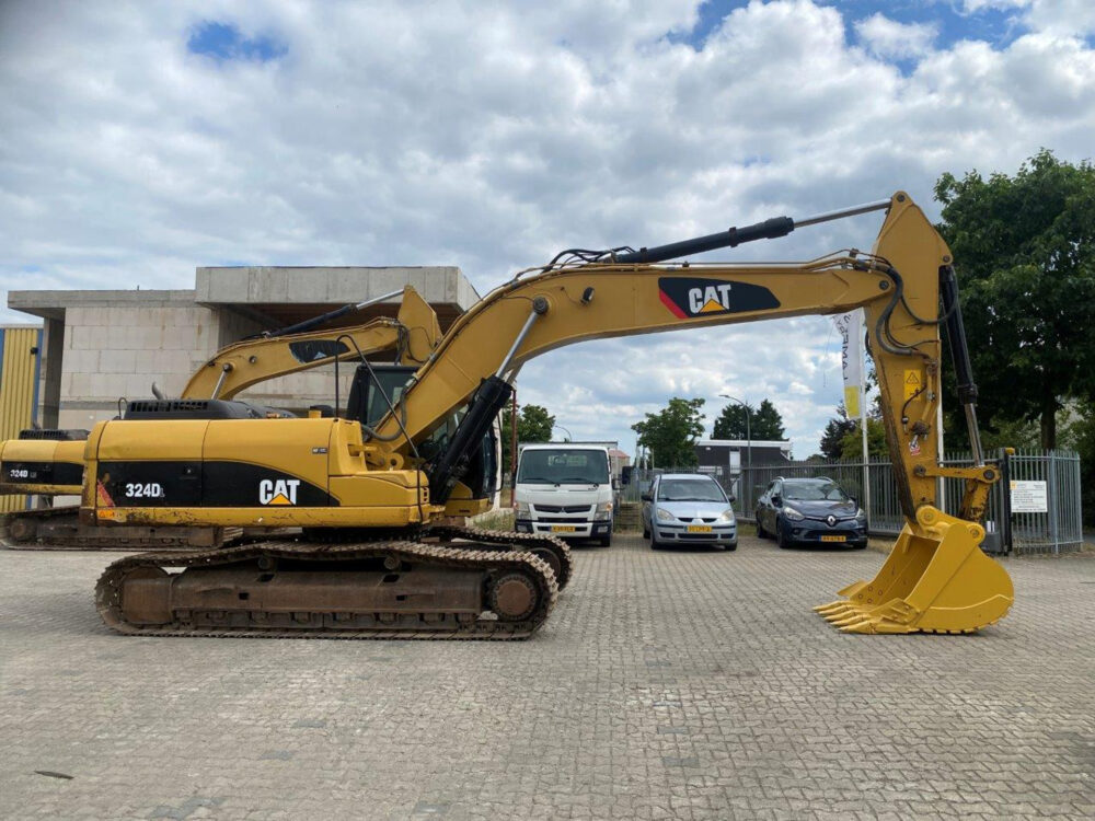 Caterpillar 324 D rupsgraafmachine