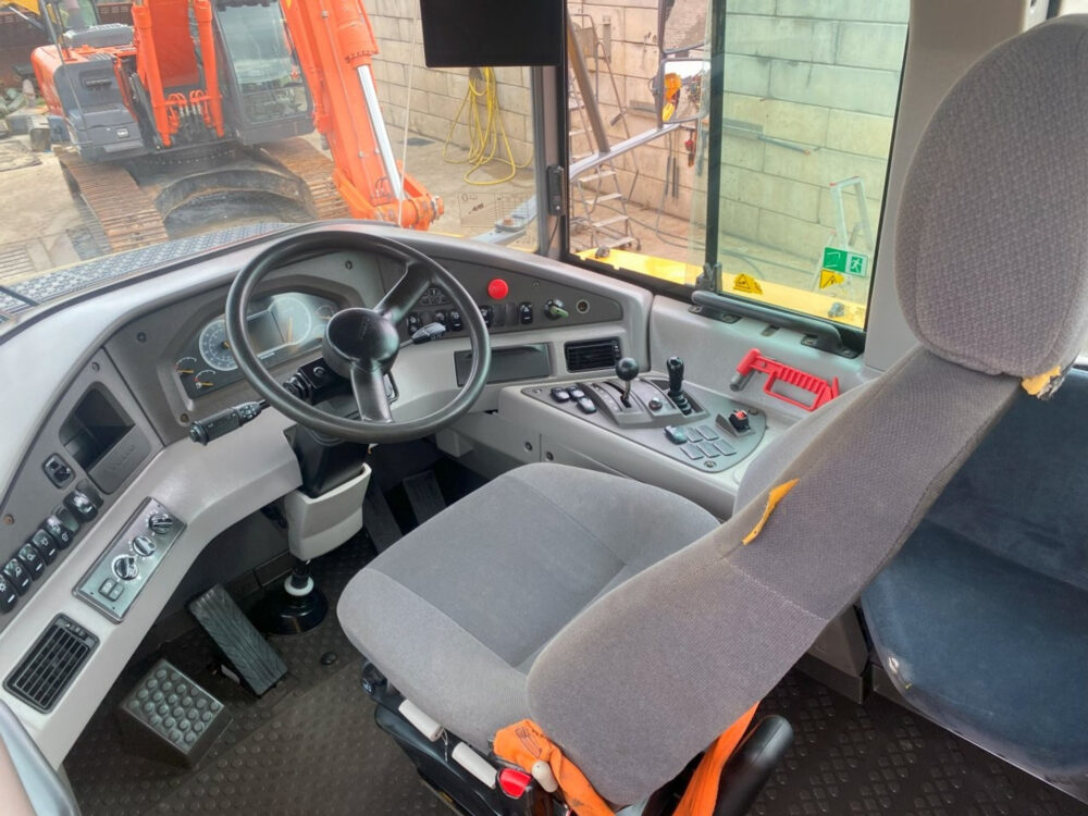 Volvo A40G 6×6 dumper