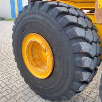 Volvo A40G 6×6 dumper