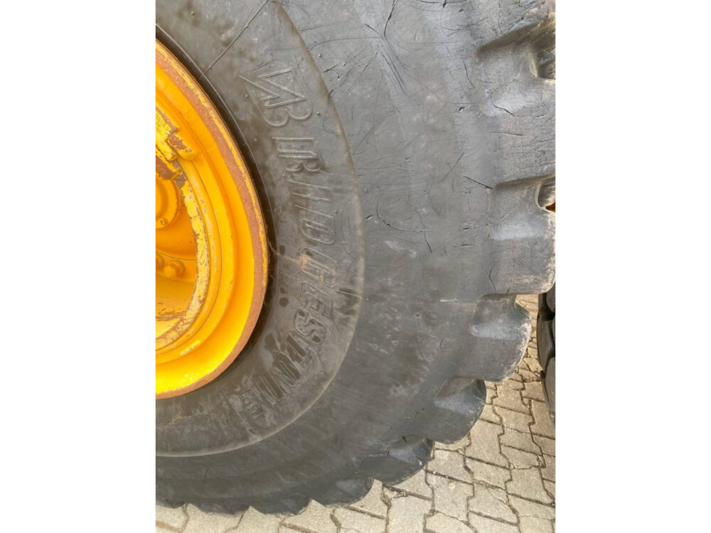 Volvo A40G 6×6 dumper