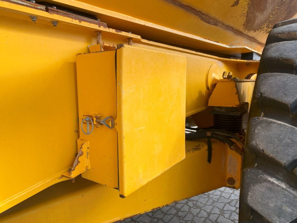 Volvo A40G 6×6 dumper