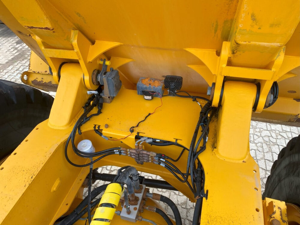 Volvo A40G 6×6 dumper