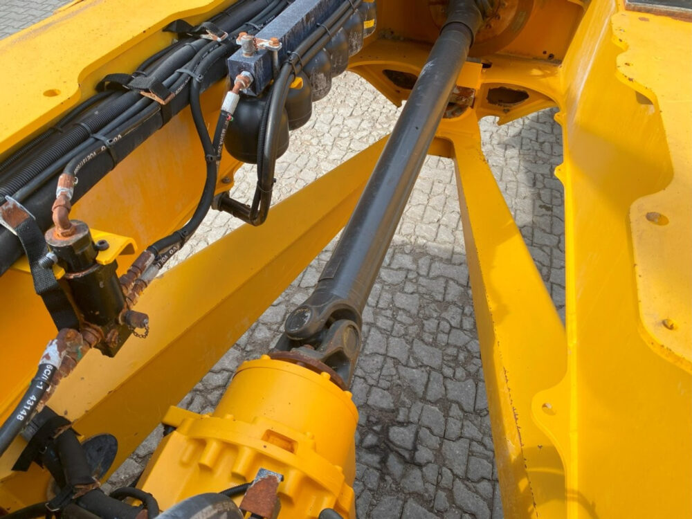 Volvo A40G 6×6 dumper