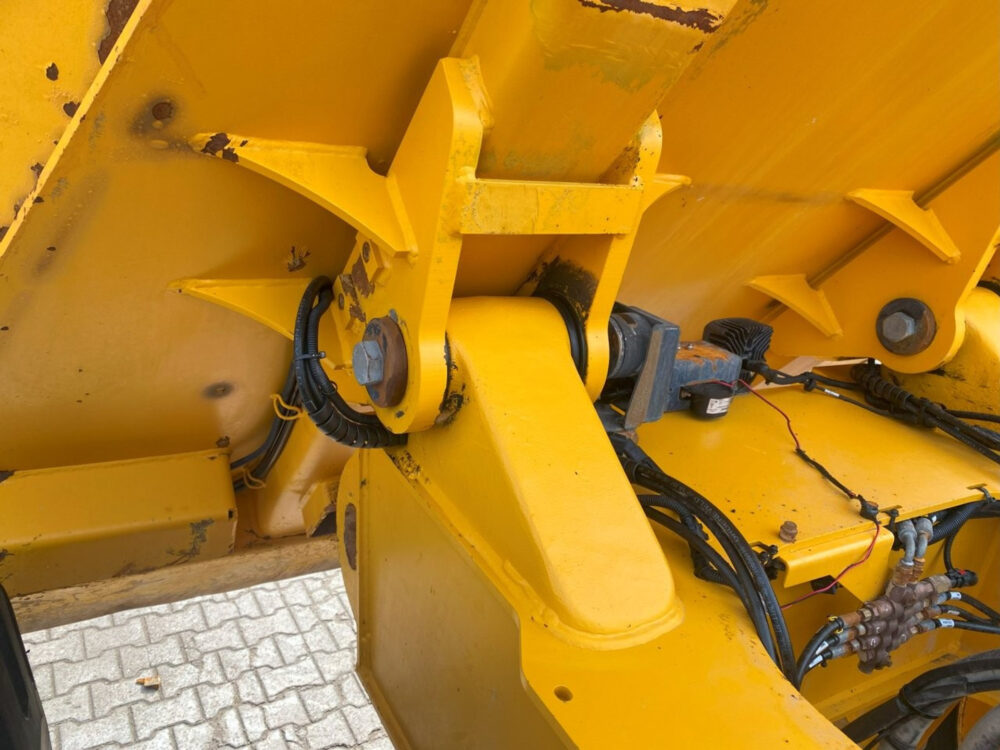 Volvo A40G 6×6 dumper