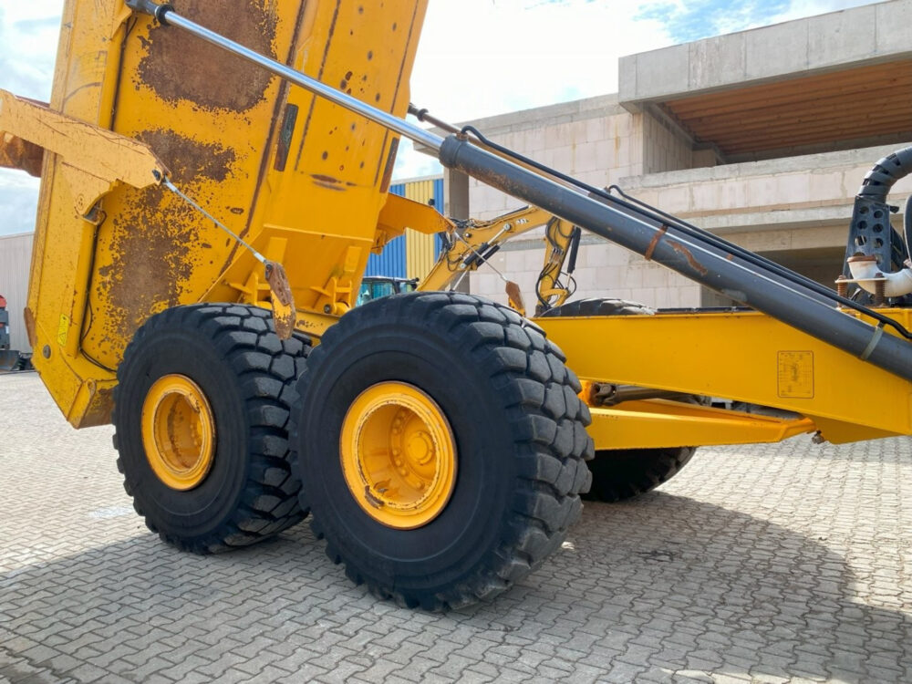 Volvo A40G 6×6 dumper