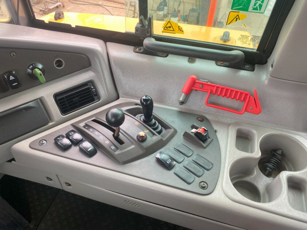 Volvo A40G 6×6 dumper
