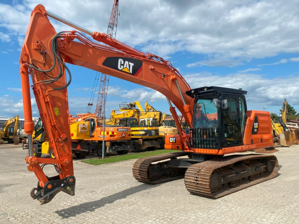 Caterpillar 323 07B rupsgraafmachine