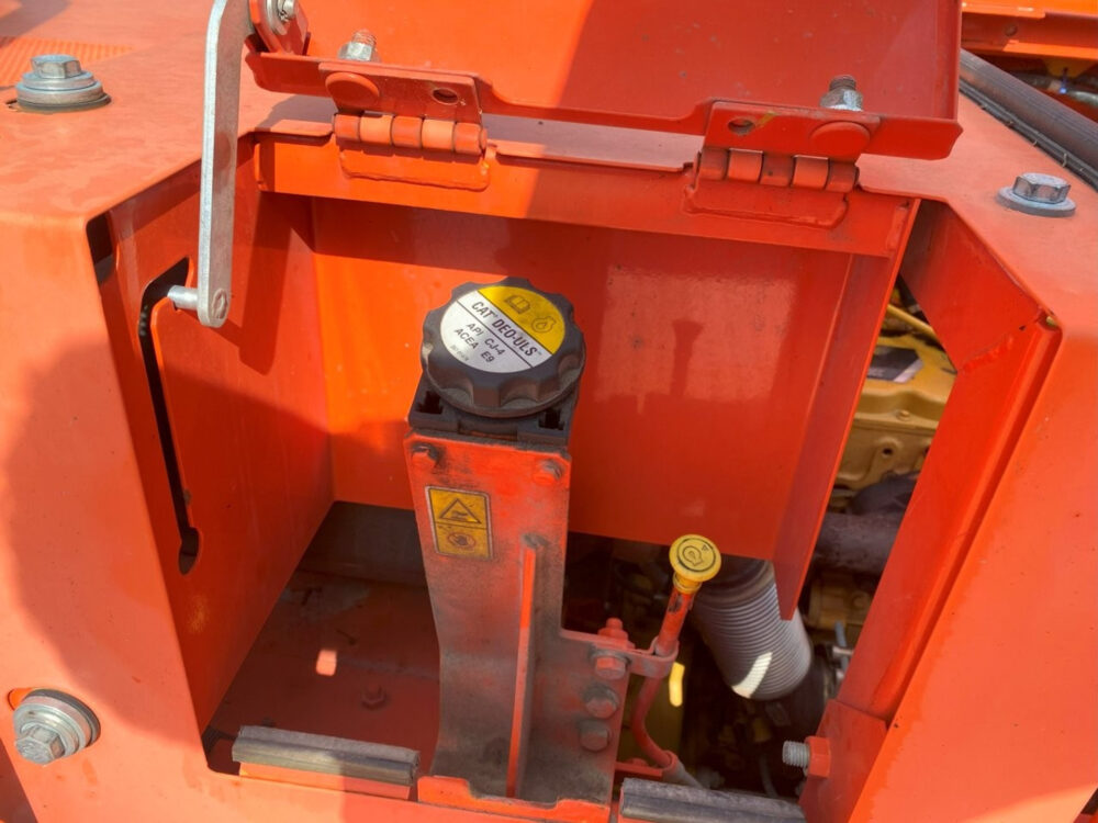Caterpillar 323 07B rupsgraafmachine
