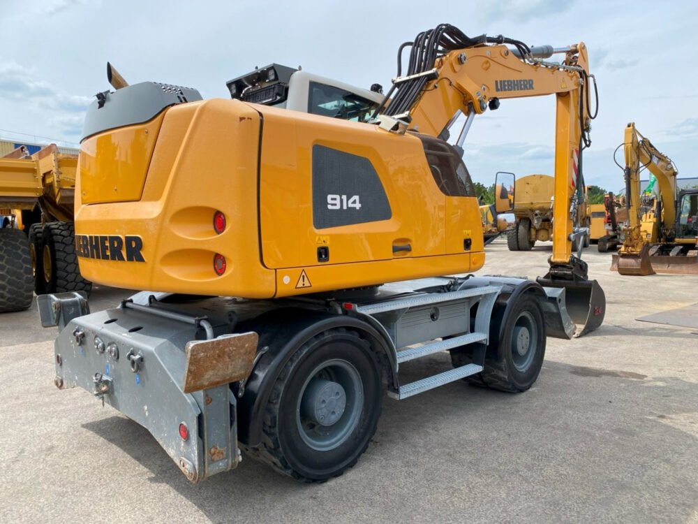 Liebherr A914  mobiele graafmachi