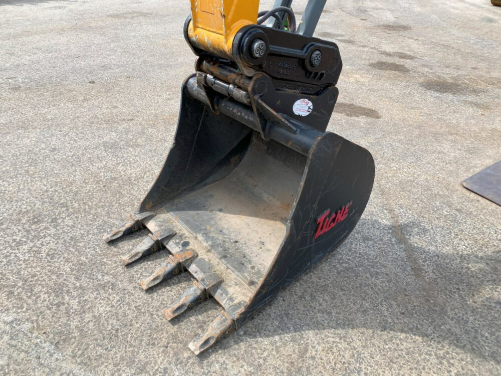 Liebherr A914  mobiele graafmachi