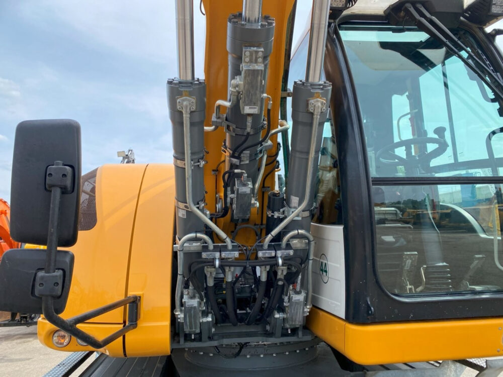 Liebherr A914  mobiele graafmachi