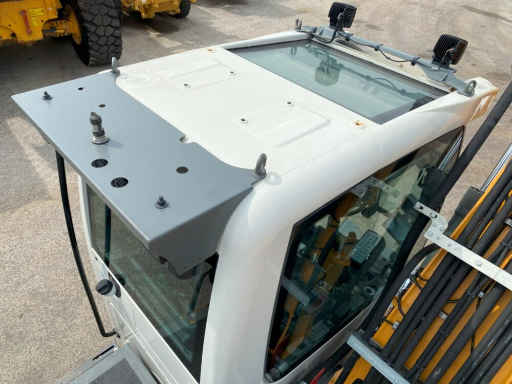 Liebherr A914  mobiele graafmachi