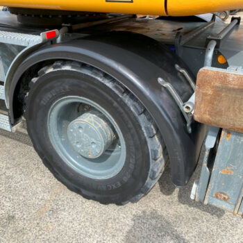 Liebherr A914  mobiele graafmachi