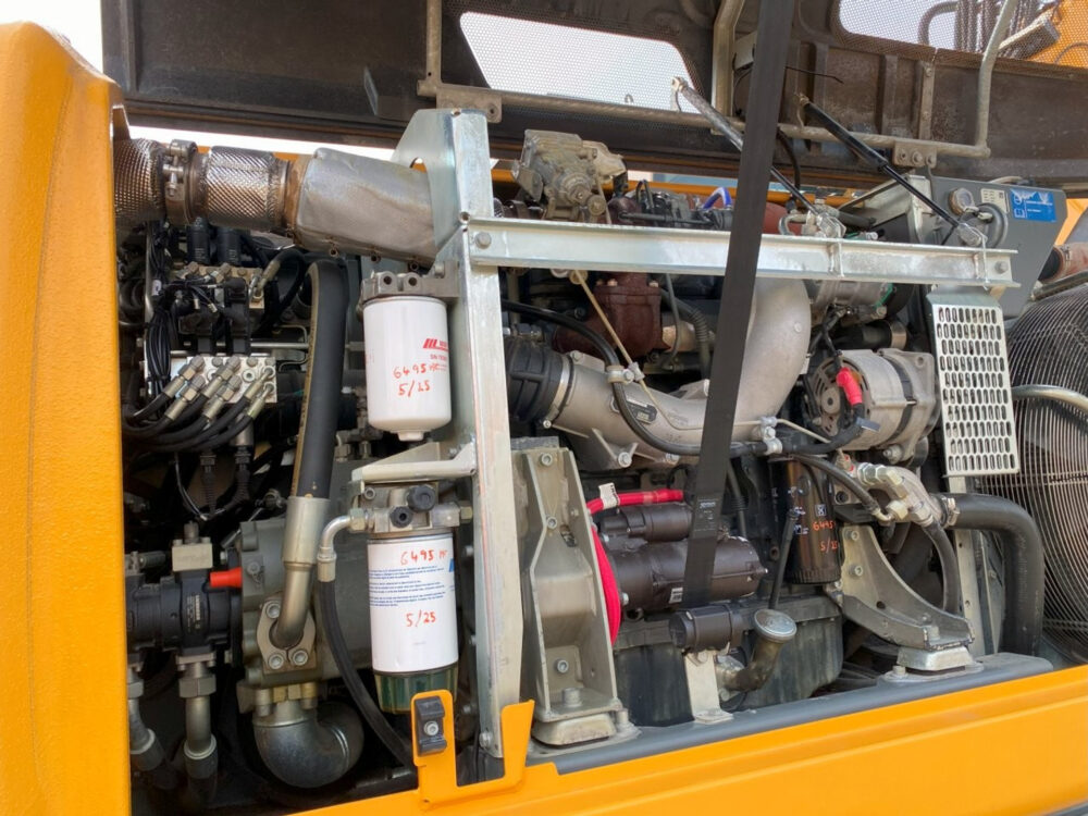 Liebherr A914  mobiele graafmachi