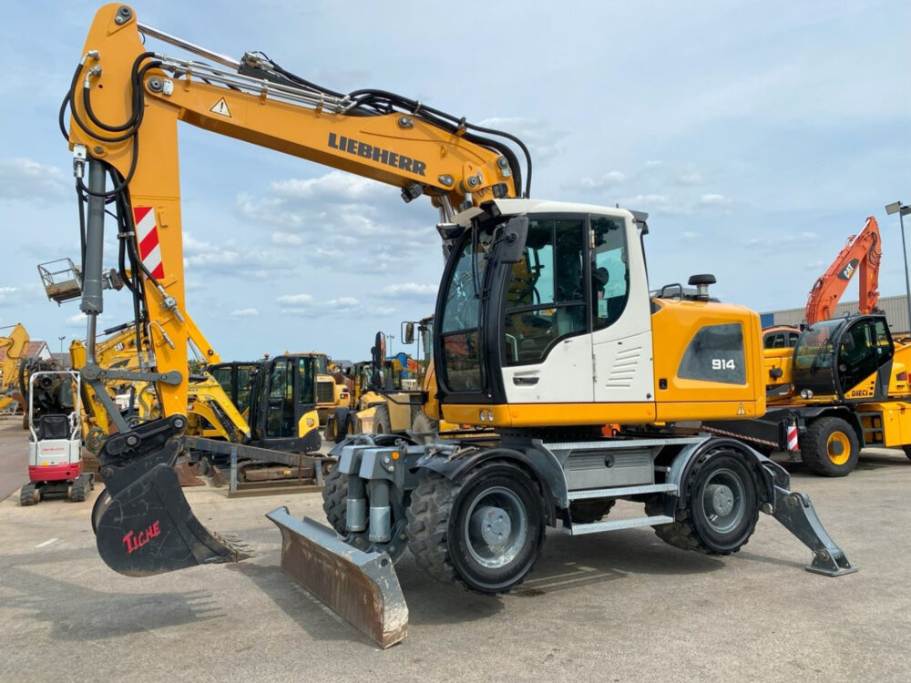 Liebherr A914  mobiele graafmachi